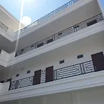 Oyo 90536 Wenasia Residence