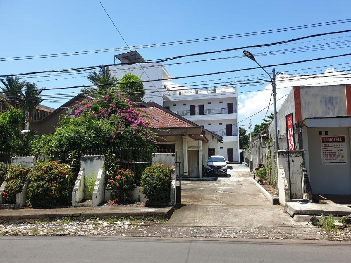 Oyo 90536 Wenasia 2* Manado